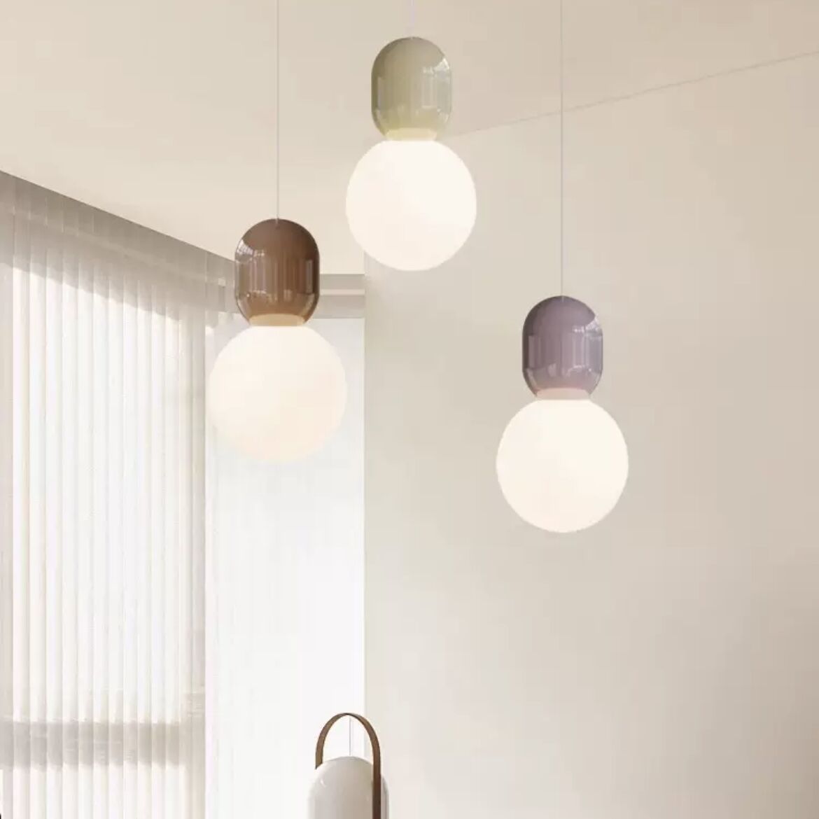 Elegant Glass And Metal Pendant Light For Dining Ambience