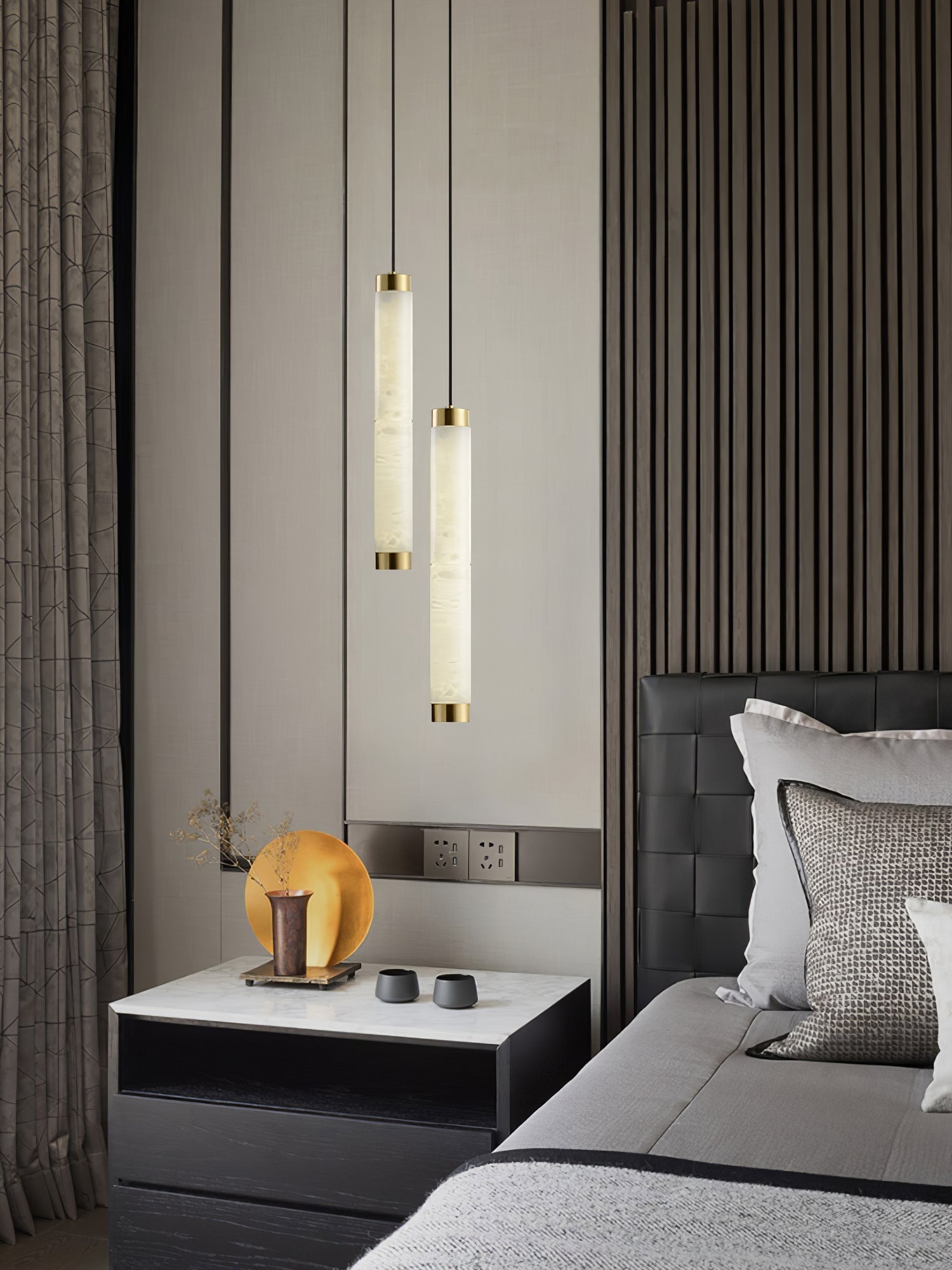 Lira Alabaster Pendant Light With Warm Glow
