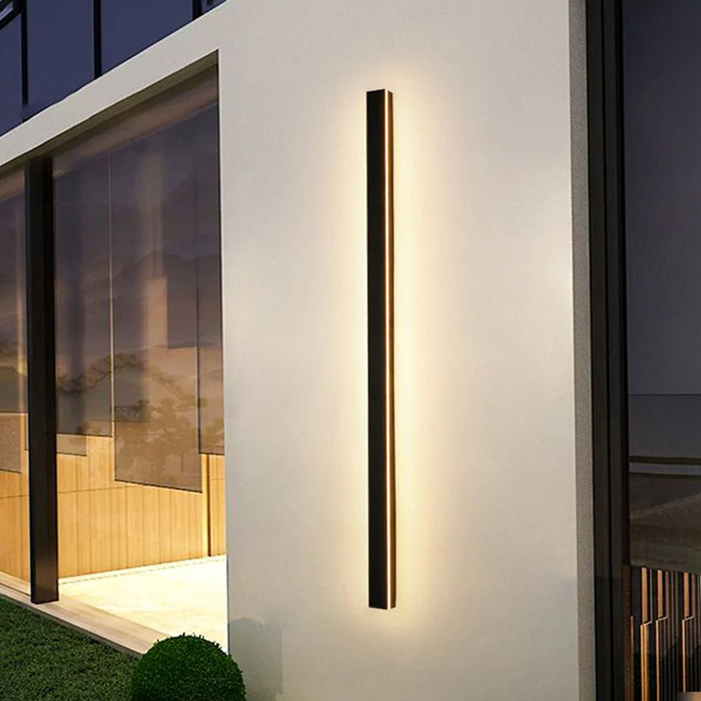 Sleek Black LED Linear Outdoor Wall Light