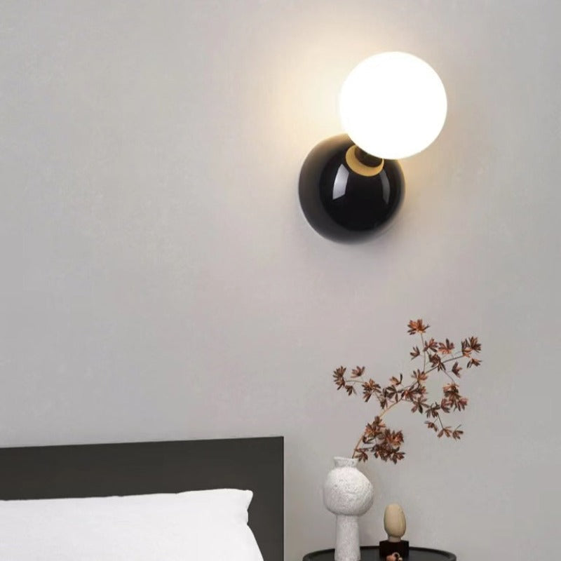 Aurora Modern LED Metal Wall Light In Black And White For Living Room