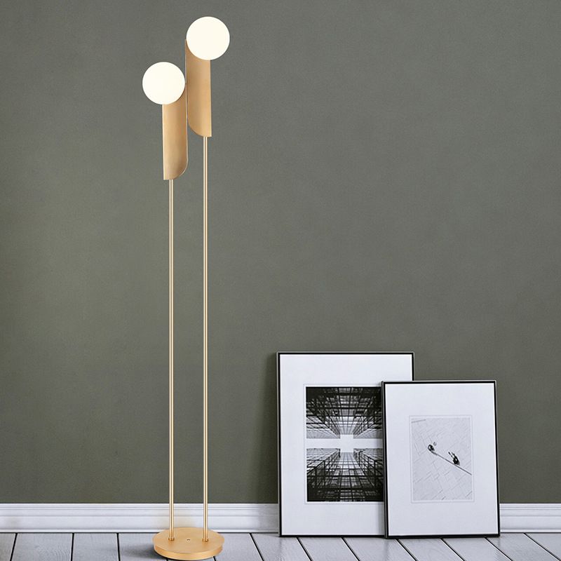 Aurora Gold Minimalist Metal Floor Lamp For Living Room And Bedroom