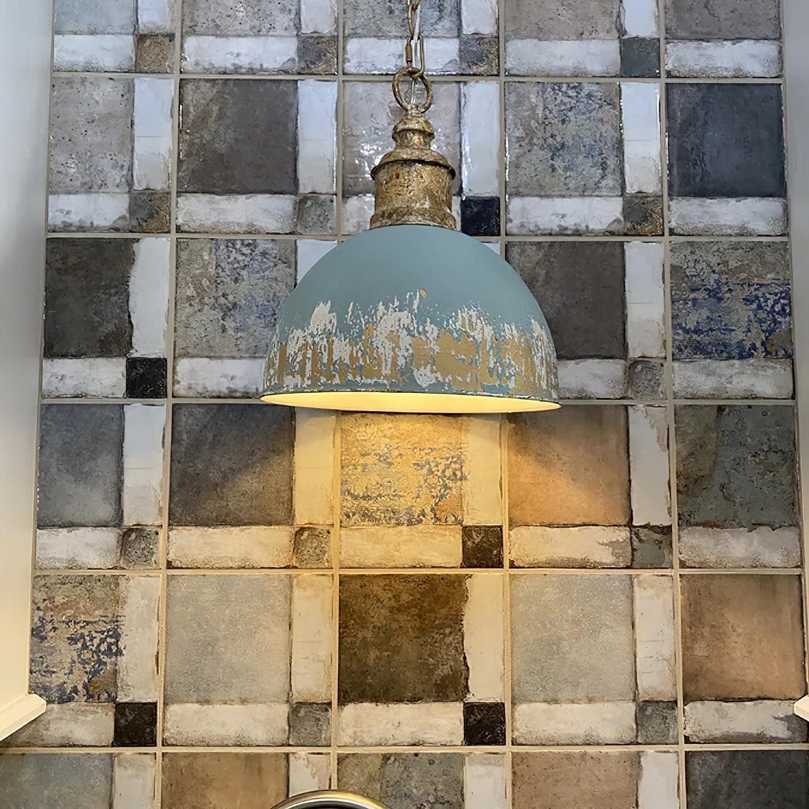 Industrial Iron Pendant Light With Creative Flair
