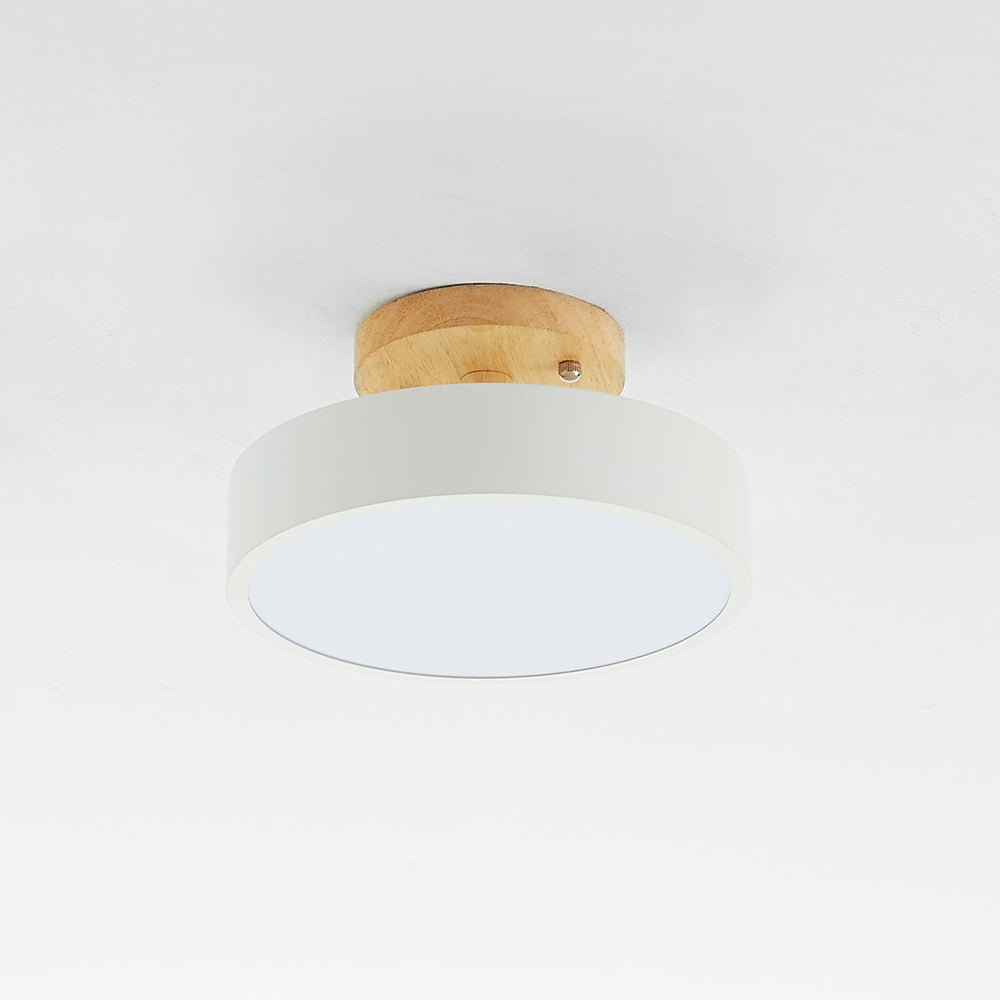 Round LED Flush Mount Ceiling Light With 3 Colour Temperatures