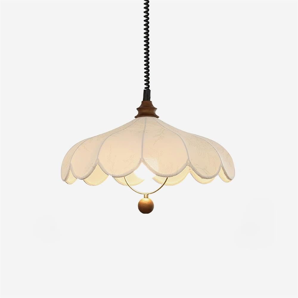 Vintage Floral Pendant Light With Cozy Romantic Ambience