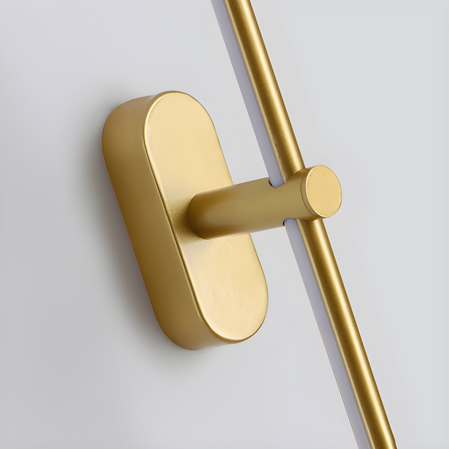 Flano Minimalist Linear Rechargeable Wall Lamp - Neutralighting