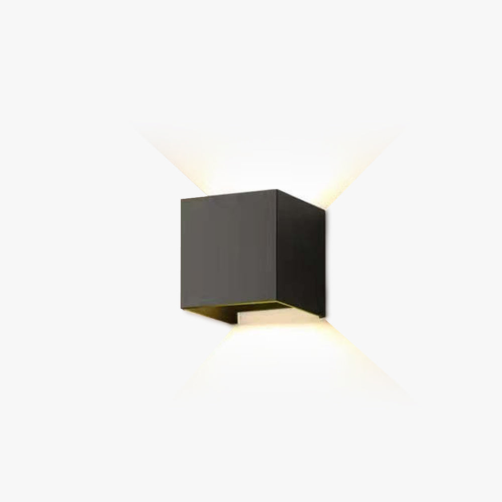Square LED Outdoor Wall Light With Adjustable Beam