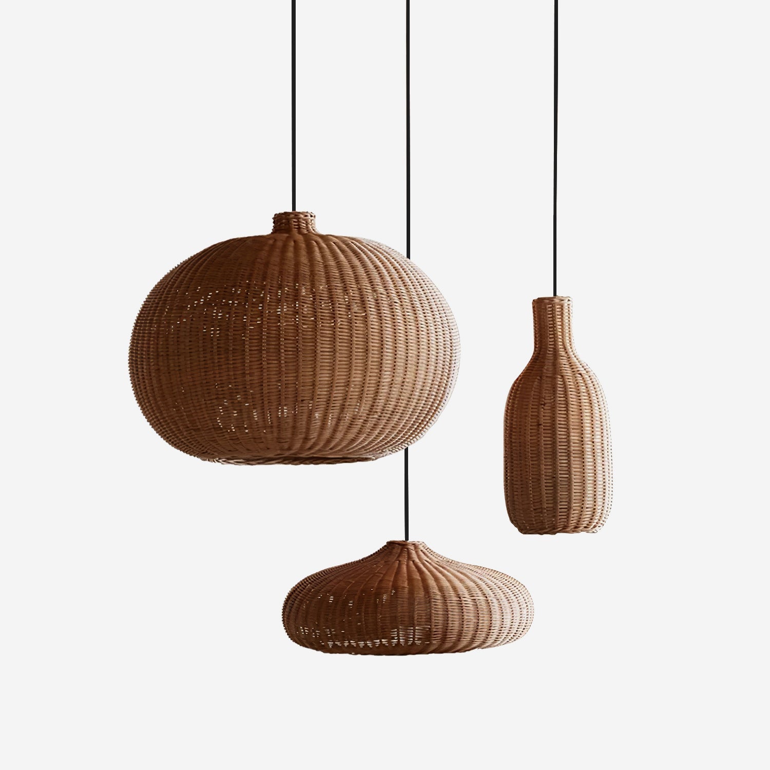 Rattan Pendant Lamp With Soft Warm Glow